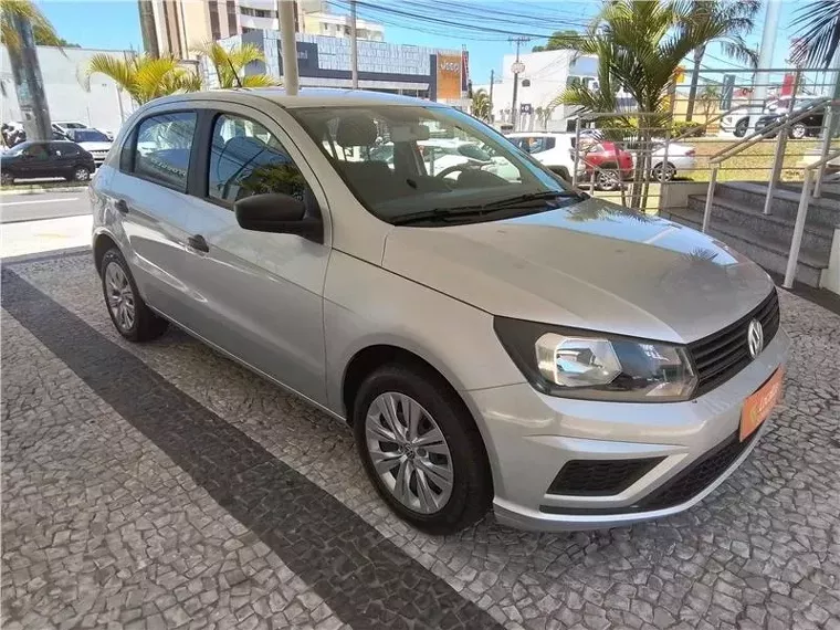 Volkswagen Gol Prata 4