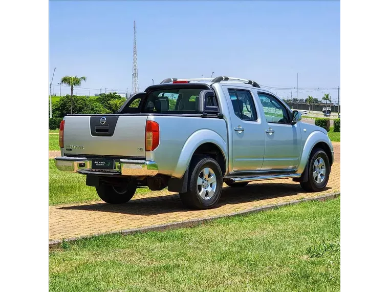 Nissan Frontier Prata 8