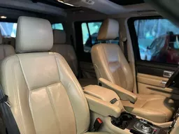 Land Rover Discovery 4