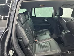Jeep Commander