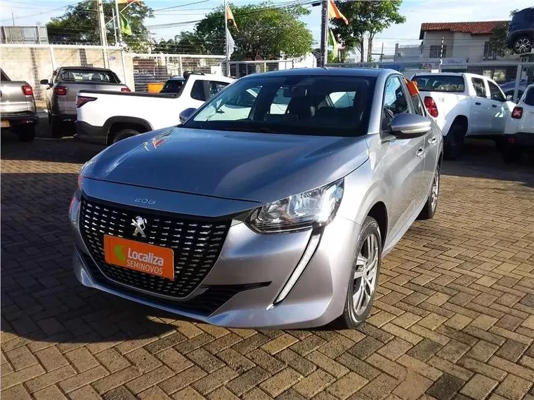 Peugeot 208 Cinza 1