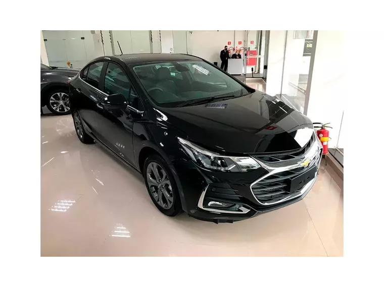 Chevrolet Cruze Preto 4