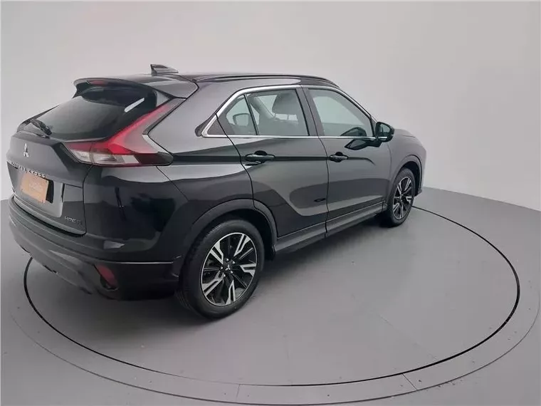 Mitsubishi Eclipse Cross Preto 12