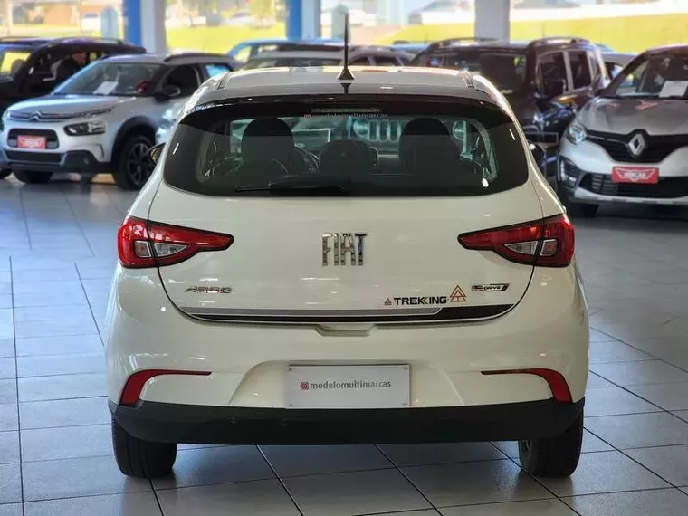 Fiat Argo Branco 8