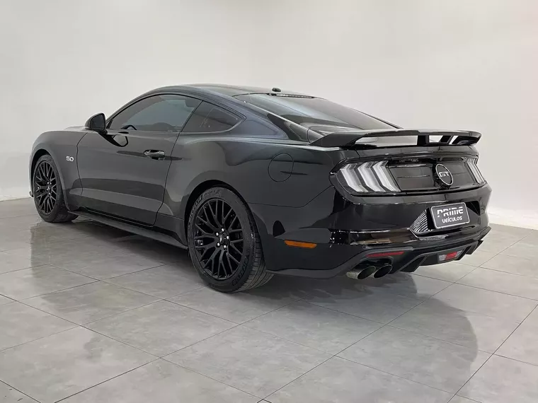 Ford Mustang Preto 10