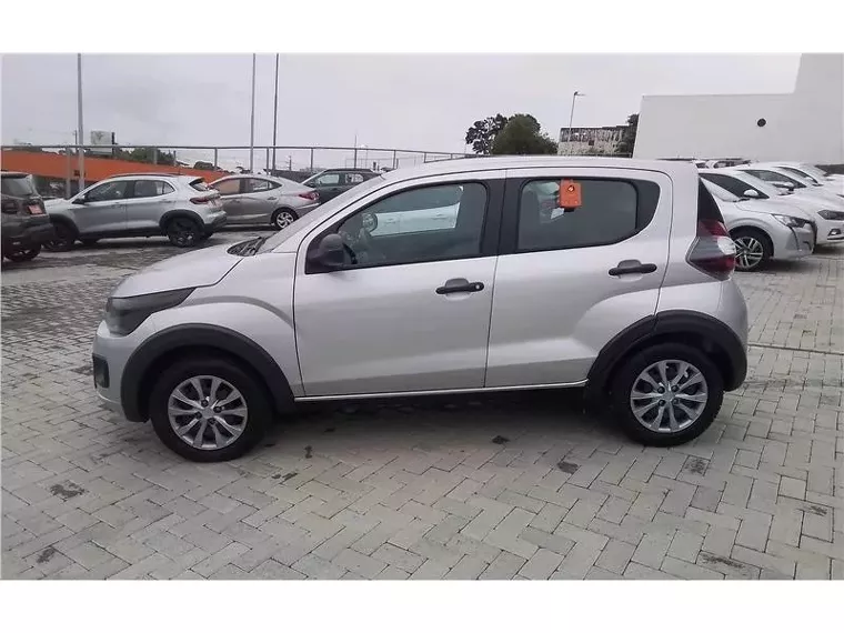 Fiat Mobi Prata 7