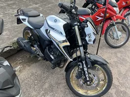 Fazer 250