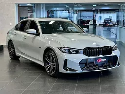 BMW 330e