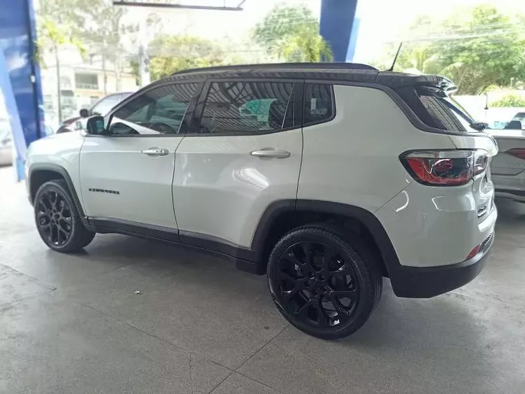 Jeep Compass Branco 12