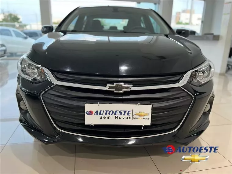 Chevrolet Onix Preto 10