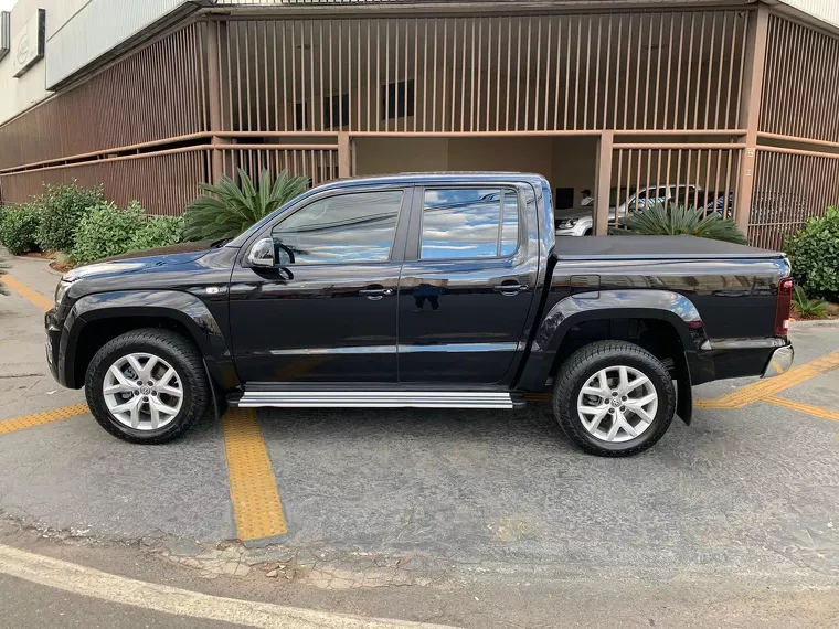 Volkswagen Amarok Preto 27