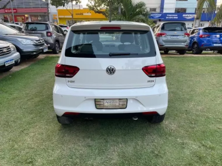 Volkswagen Fox Branco 8