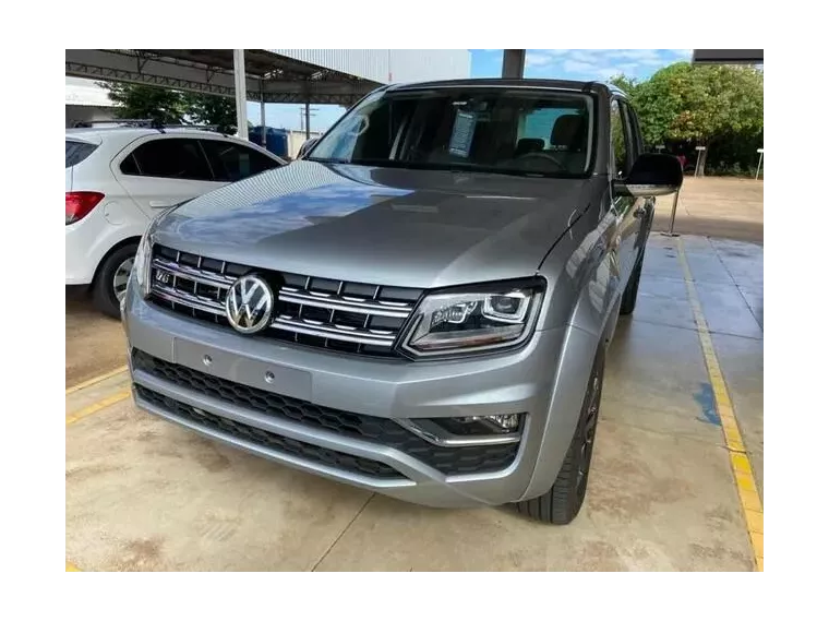 Volkswagen Amarok Cinza 5