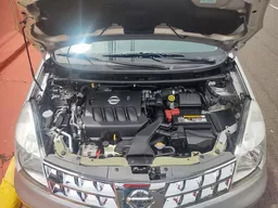 Nissan Grand Livina