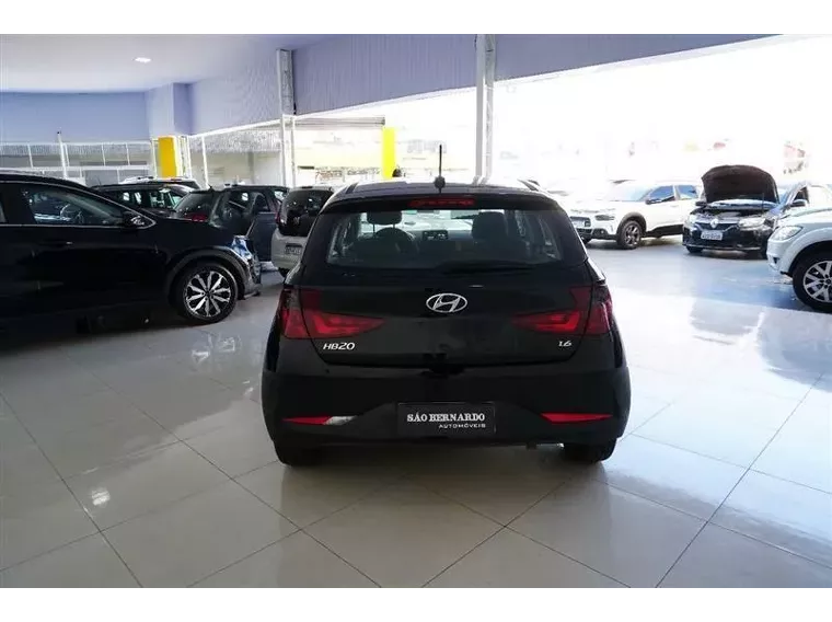 Hyundai HB20 Preto 3