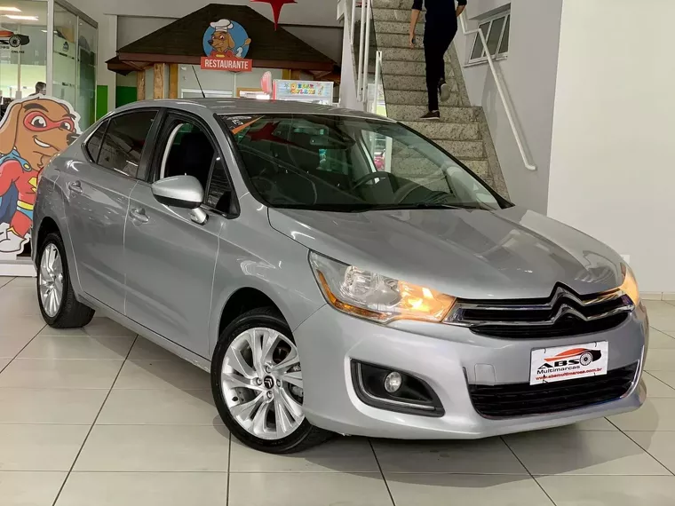 Citroën C4 Lounge Prata 14