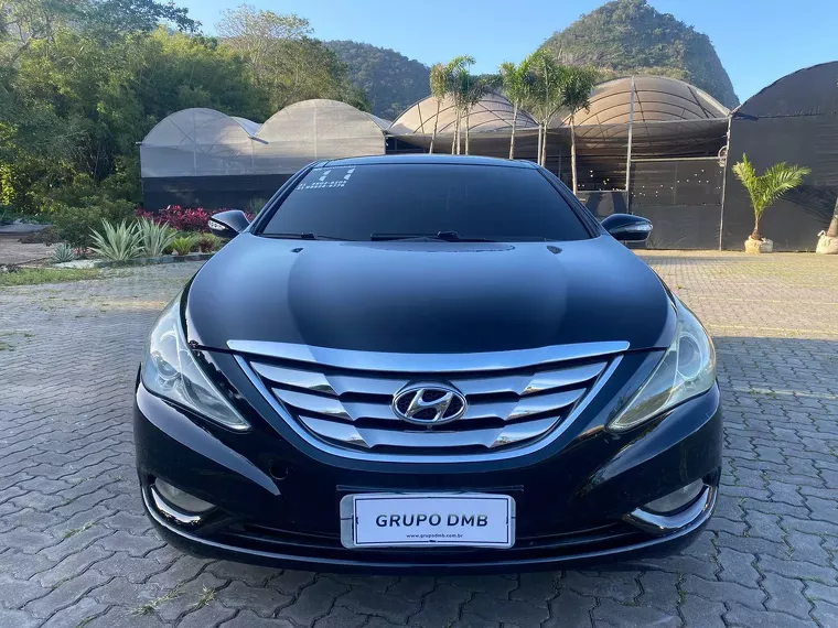 Hyundai Sonata Preto 10