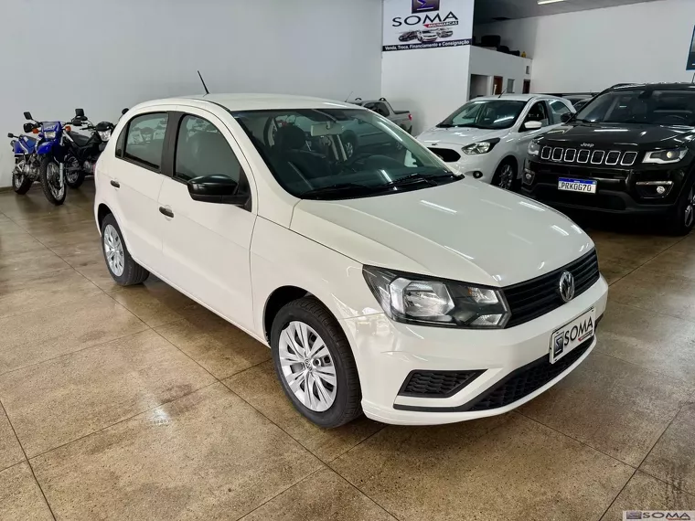 Volkswagen Gol Branco 4