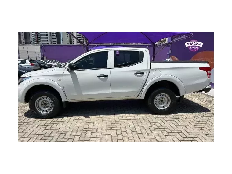 Mitsubishi L200 Branco 6