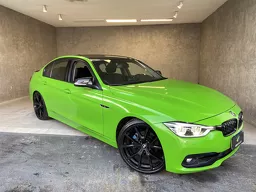 BMW 320i