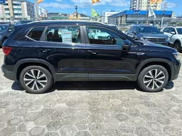 Volkswagen Taos