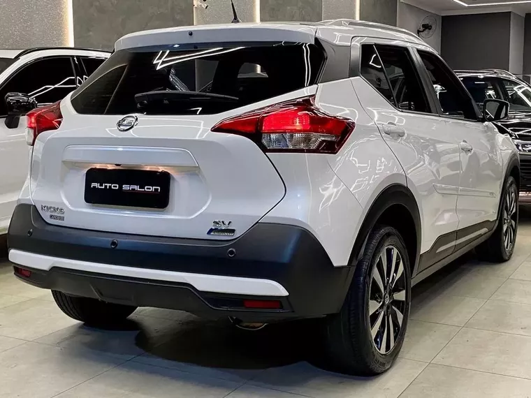 Nissan Kicks Branco 4