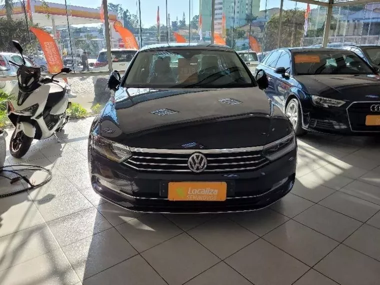 Volkswagen Passat Preto 1