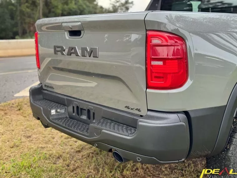 RAM Rampage Cinza 9
