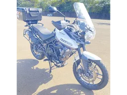 Triumph Tiger 800
