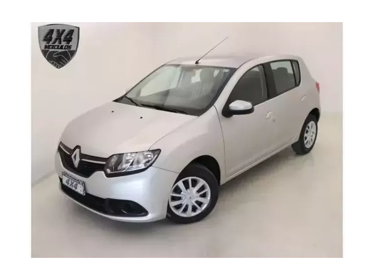 Renault Sandero Prata 8