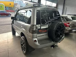 Mitsubishi Pajero TR4