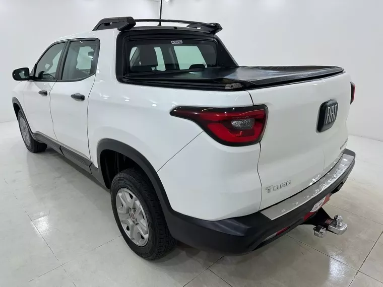 Fiat Toro Branco 6