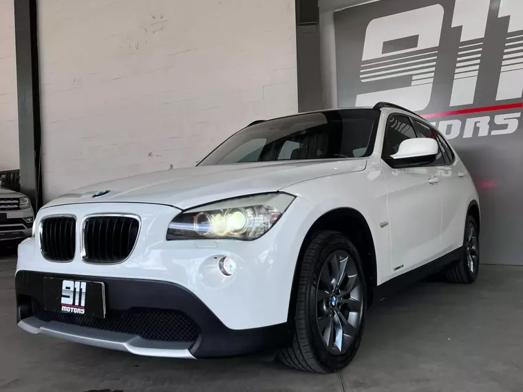 BMW X1 Branco 11