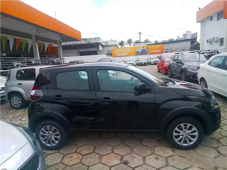 Fiat Mobi Preto 3