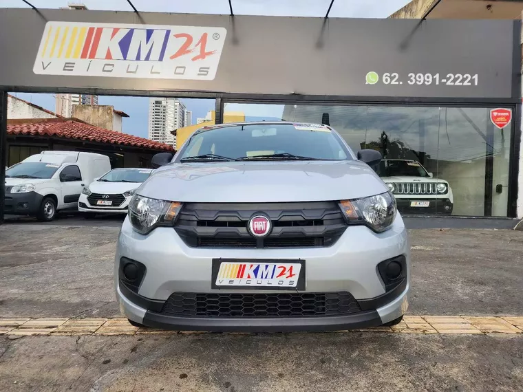 Fiat Mobi Prata 12