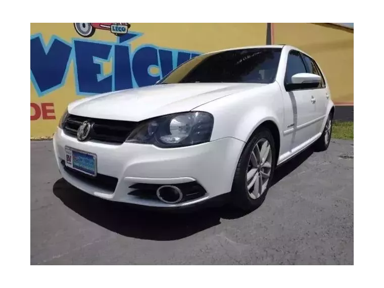 Volkswagen Golf Branco 7