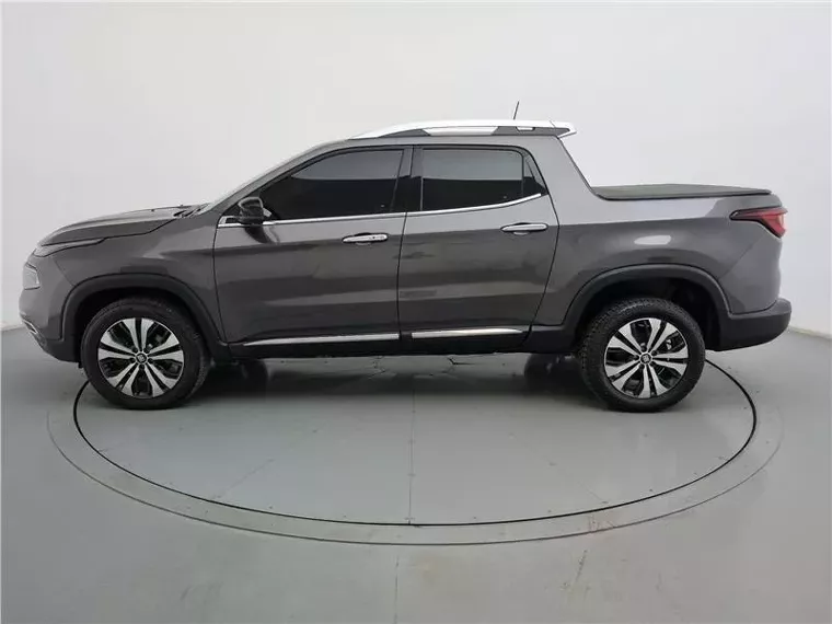 Fiat Toro Cinza 8