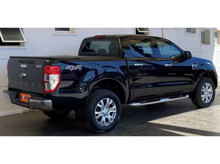 Ford Ranger Preto 11