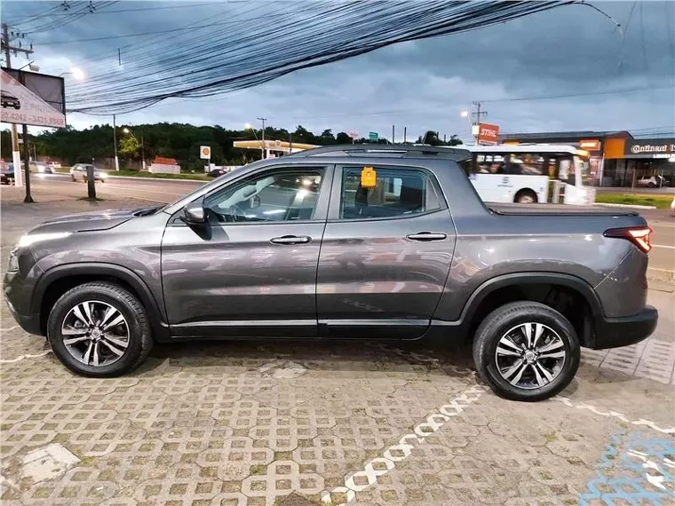 Fiat Toro Cinza 9