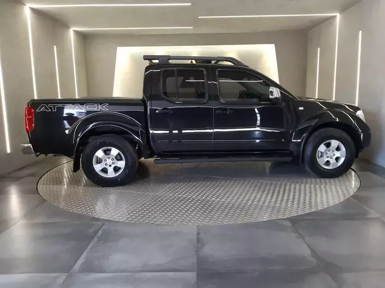 Nissan Frontier Preto 7