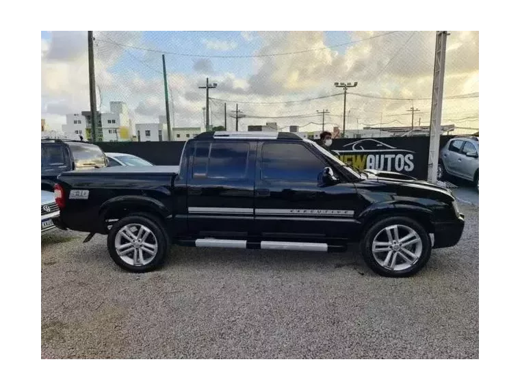 Chevrolet S10 Preto 2