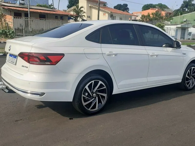 Volkswagen Virtus Branco 4