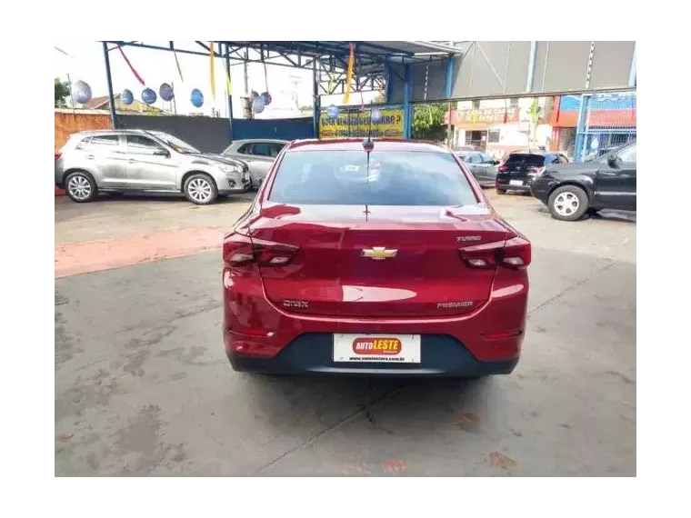 Chevrolet Onix Vermelho 2