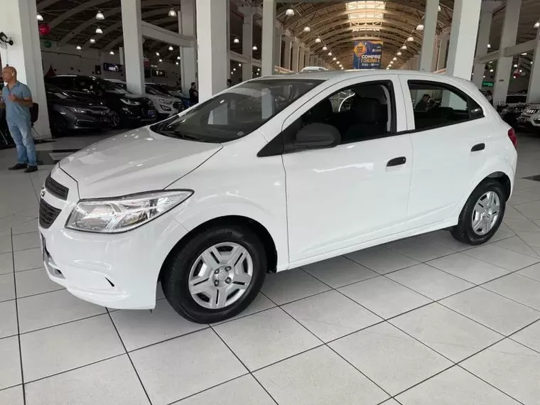 Chevrolet Onix Branco 6