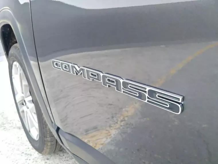 Jeep Compass Cinza 11