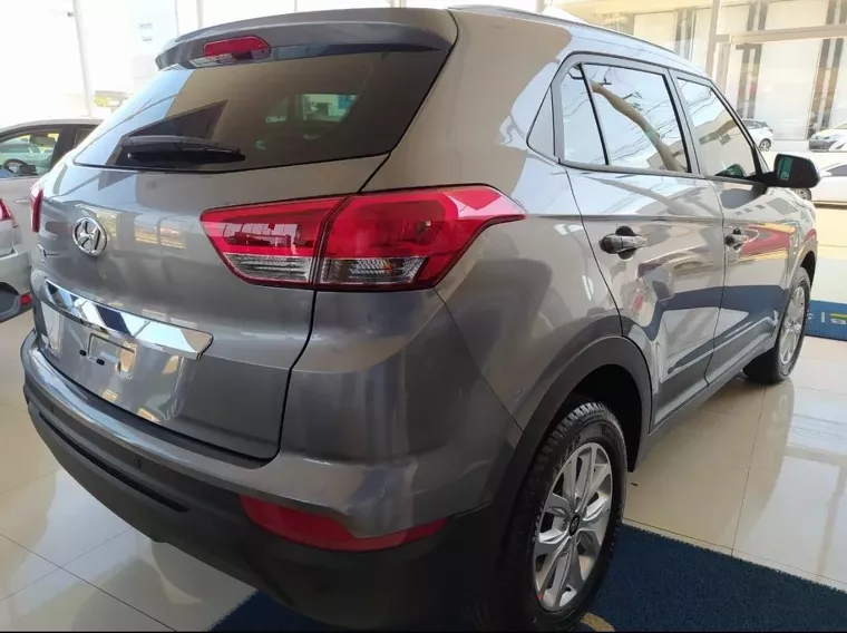 Hyundai Creta Branco 9