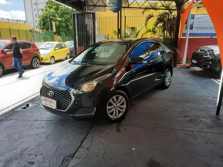 Hyundai HB20S Preto 2