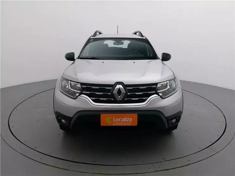 Renault Duster Prata 10