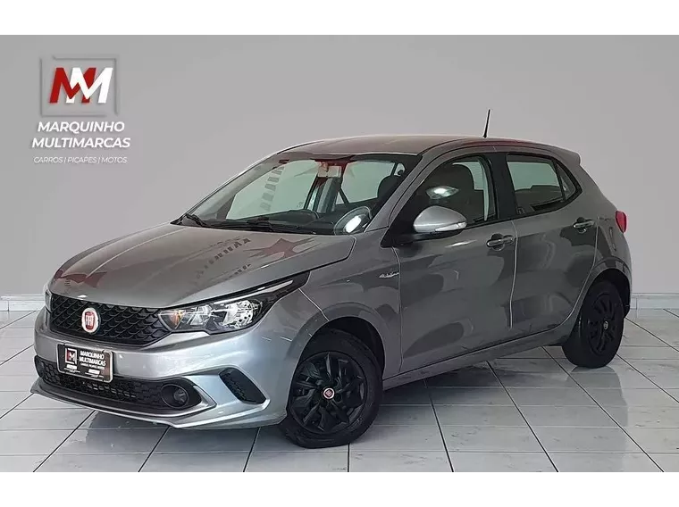 Fiat Argo Cinza 13