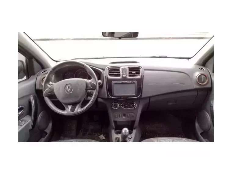 Renault Sandero Prata 9